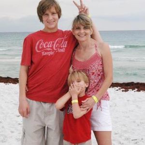 Meet your Posher, Angela